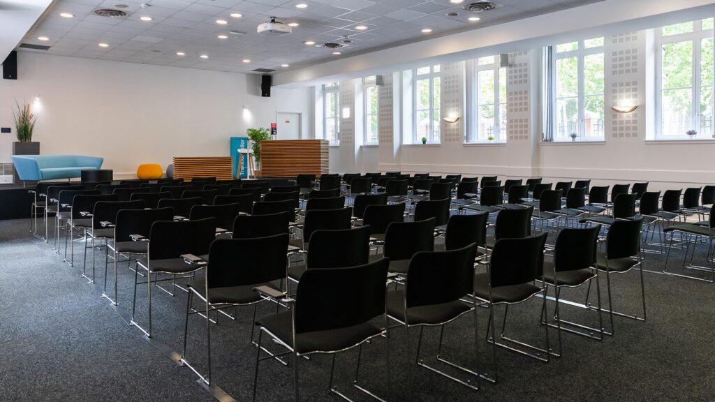 Auditorium_DSC_8223