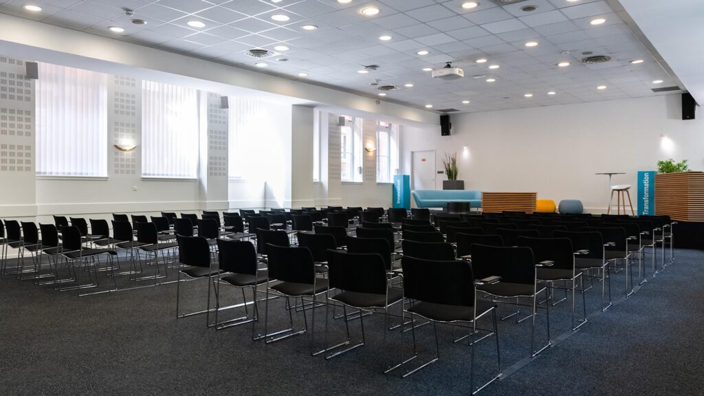 Auditorium_DSC_8231